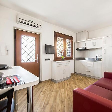 Borgo Aureo Villa Rome Exterior photo
